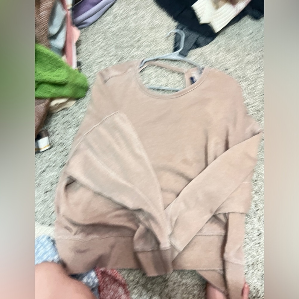 pink sweatshirt